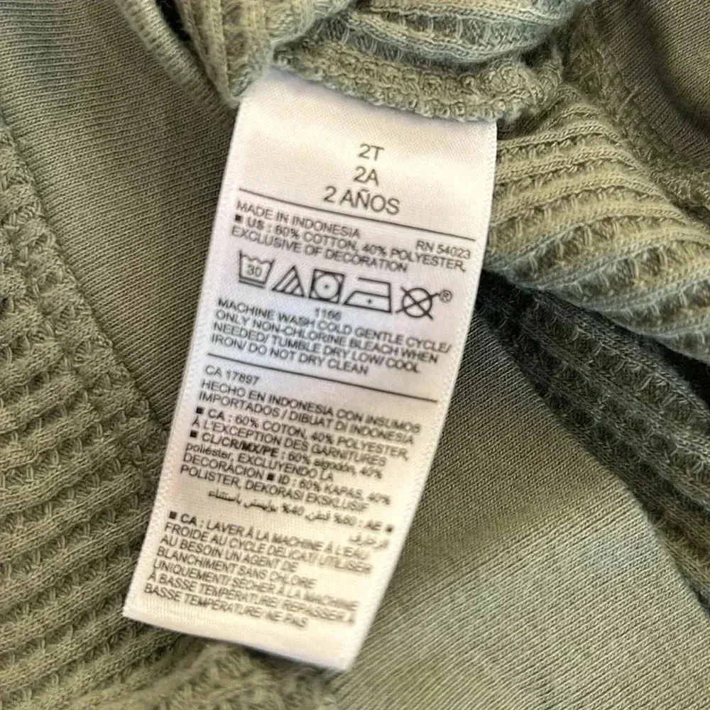 Old Navy long sleeve shirt